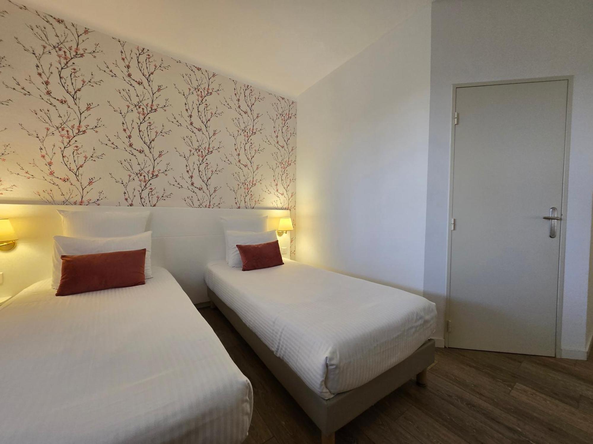 Hotel Le Saint-Genies Uzès المظهر الخارجي الصورة