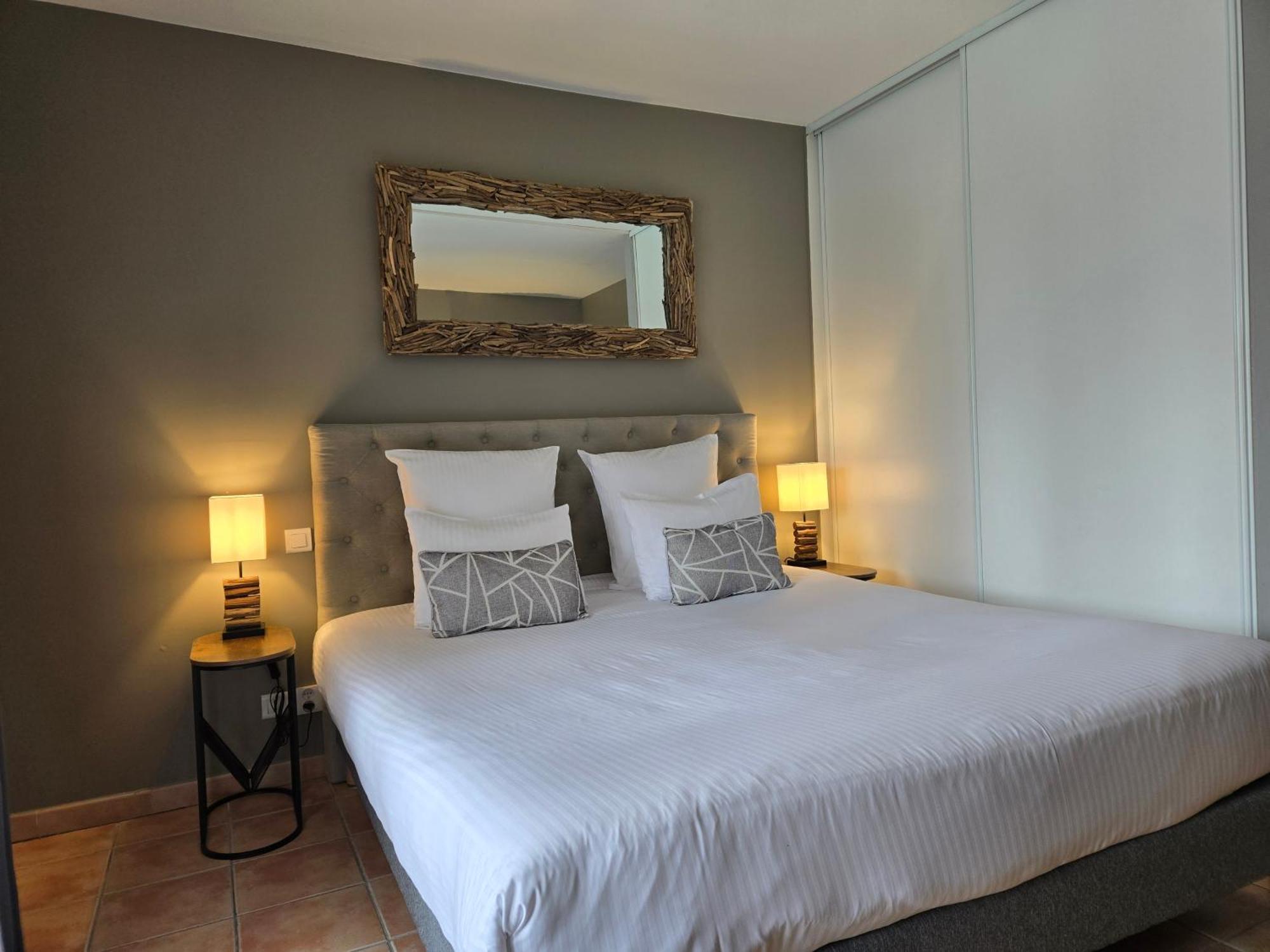 Hotel Le Saint-Genies Uzès المظهر الخارجي الصورة